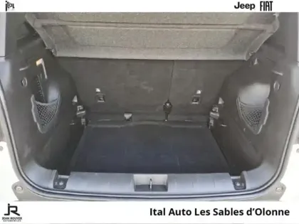 Photo 5 Jeep Renegade  1.0 GSE T3 120ch Quicksilver Winter Edition MY20