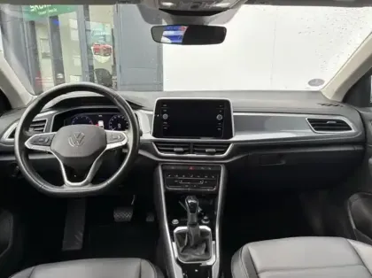 Photo 14 Volkswagen T-roc  1.5 TSI EVO 150ch Style Exclusive DSG7