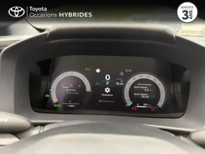 Photo 13 Toyota C-HR  2.0 Hybride 200ch Design NG23
