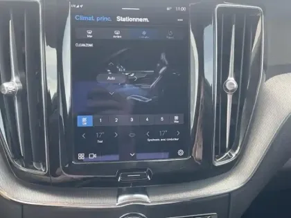 Photo 6 Volvo Xc60  B4 AdBlue 197ch Plus Style Chrome Geartronic