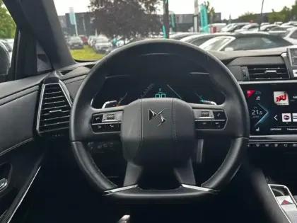 Photo 5 DS DS 7  Crossback E-TENSE 225ch Louvre