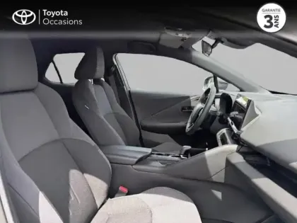 Photo 5 Toyota C-HR  2.0 Hybride 200ch Design MY25