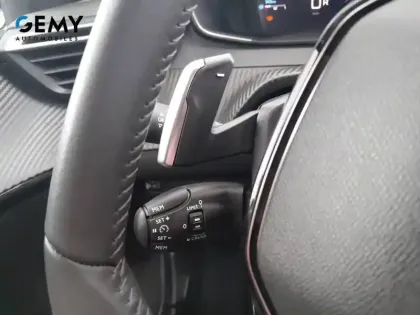 Photo 19 Peugeot 208  Hybrid 110 ch e-DCS6