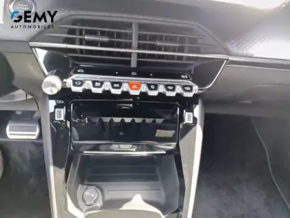 Photo 13 Peugeot 2008  Electrique 54 kWh 156 ch