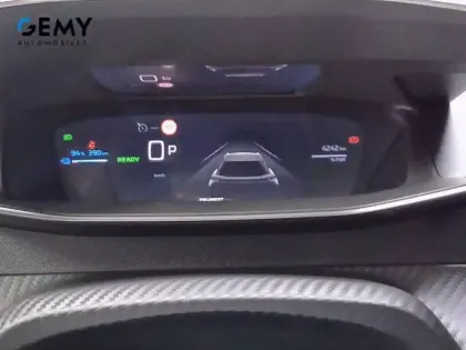 Photo 40 Peugeot 2008  Electrique 54 kWh 156 ch