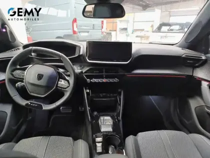 Photo 28 Peugeot 2008  Electrique 54 kWh 156 ch