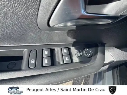 Photo 14 Peugeot 208  Hybrid 100 e-DCS6