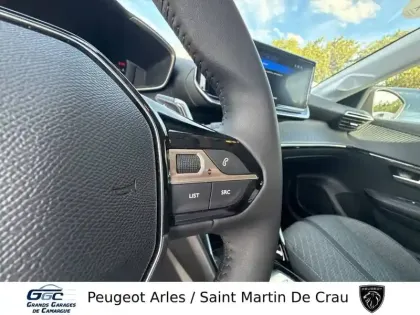 Photo 17 Peugeot 208  Hybrid 100 e-DCS6