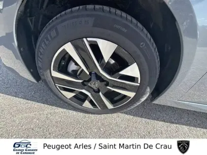 Photo 13 Peugeot 208  Hybrid 100 e-DCS6