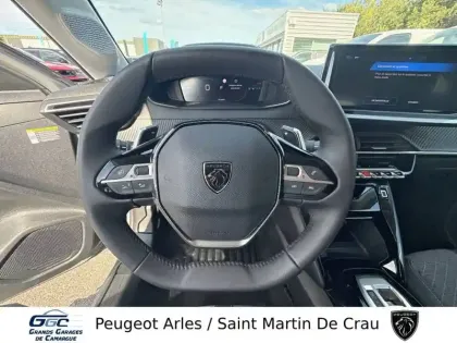 Photo 15 Peugeot 208  Hybrid 100 e-DCS6