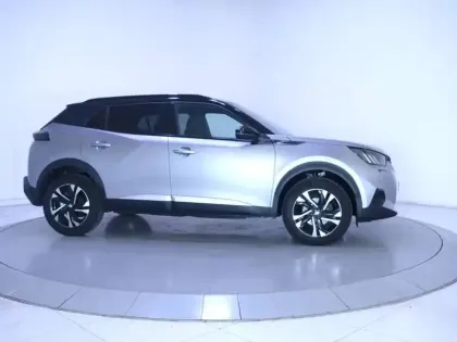 Photo 24 Peugeot 2008  PureTech 130 S&S EAT8