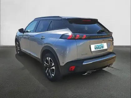 Photo 6 Peugeot 2008  PureTech 130 S&S EAT8