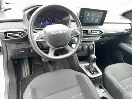 Photo 19 Dacia Jogger  Hybrid 140 5 places
