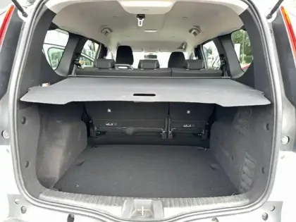 Photo 17 Dacia Jogger  Hybrid 140 5 places