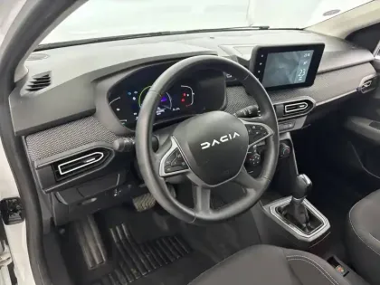 Photo 30 Dacia Jogger  Hybrid 140 5 places