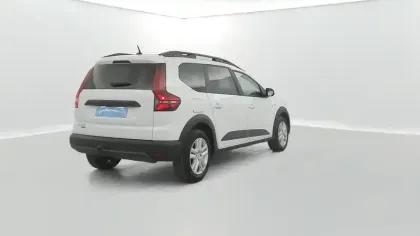 Photo 25 Dacia Jogger  Hybrid 140 5 places