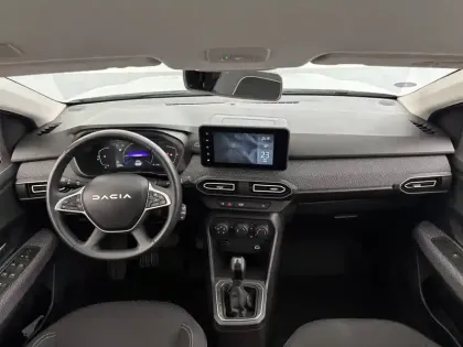 Photo 48 Dacia Jogger  Hybrid 140 5 places