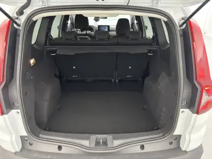 Photo 38 Dacia Jogger  Hybrid 140 5 places