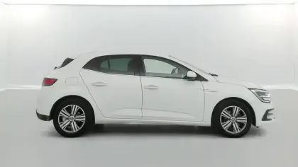Photo 30 Renault Megane Mégane IV Berline Blue dCi 115 - 21N