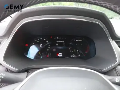 Photo 16 Renault Captur  mild hybrid 160 EDC
