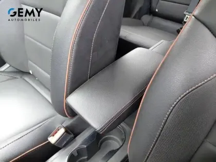 Photo 32 Renault Captur  mild hybrid 160 EDC