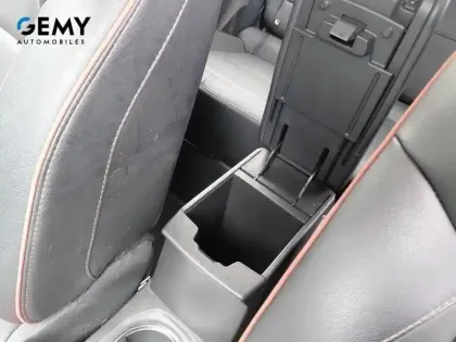 Photo 33 Renault Captur  mild hybrid 160 EDC