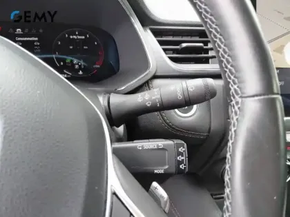 Photo 20 Renault Captur  mild hybrid 160 EDC