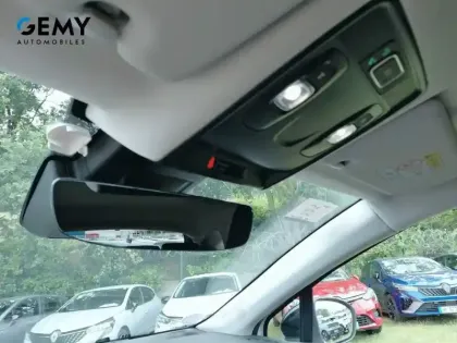 Photo 34 Renault Captur  mild hybrid 160 EDC