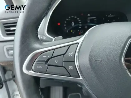 Photo 17 Renault Captur  mild hybrid 160 EDC
