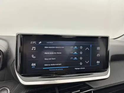 Photo 40 Peugeot 208  PureTech 100 S&S BVM6