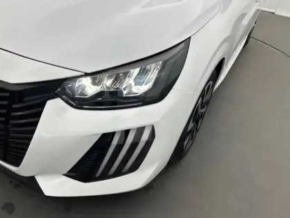 Photo 35 Peugeot 208  PureTech 100 S&S BVM6