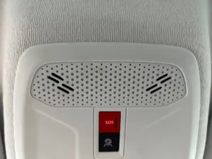 Photo 42 Peugeot 208  PureTech 100 S&S BVM6