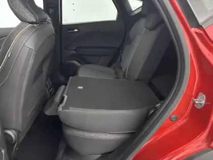 Photo 38 Renault Captur  E-Tech full hybrid 145 ch