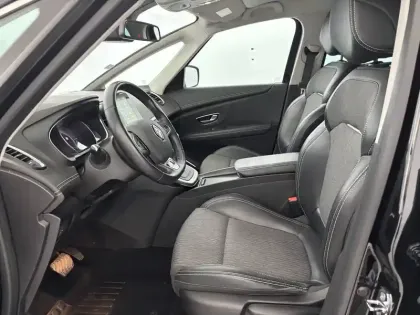 Photo 33 Renault Scenic Grand  TCe 140 EDC