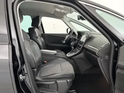 Photo 38 Renault Scenic Grand  TCe 140 EDC