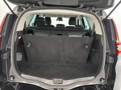 Photo 42 Renault Scenic Grand  TCe 140 EDC