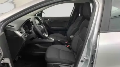 Photo 14 Renault Captur  E-Tech 145 - 21