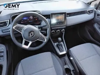 Photo 7 Renault Clio  E-Tech full hybrid 145