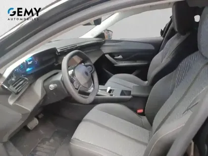 Photo 8 Peugeot 308  SW Hybrid 145 e-DCS6