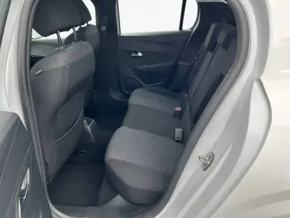 Photo 31 Peugeot 208  PureTech 100 S&S BVM6