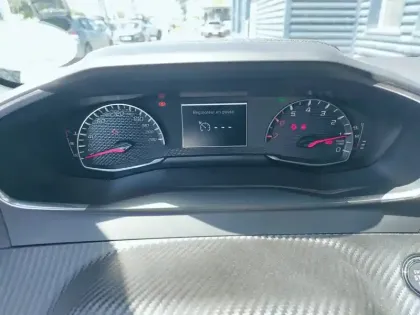 Photo 9 Peugeot 208  PureTech 100 S&S BVM6