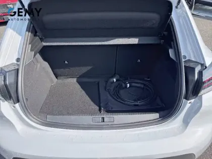 Photo 5 Peugeot 208  Electrique 54 kWh 156ch