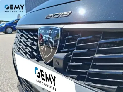 Photo 28 Peugeot 208  Electrique 54 kWh 156ch