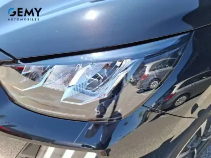 Photo 26 Peugeot 208  Electrique 54 kWh 156ch