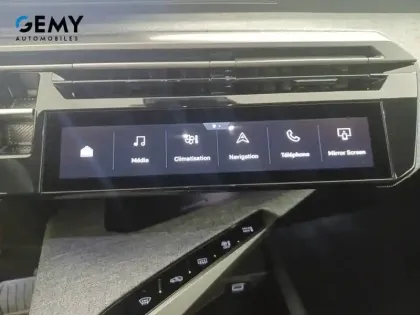 Photo 18 Peugeot 5008  Hybrid 145 ch e-DCS6