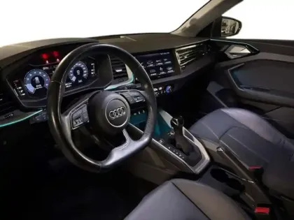 Photo 8 Audi A1 CITYCARVER 30 TFSI 110 ch S tronic 7 Design Luxe