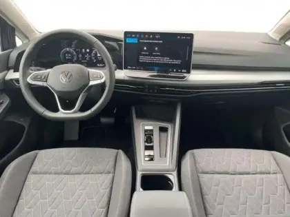 Photo 7 Volkswagen Golf 8 FL 1.5 EHYBRID 204CH DSG6 LIFE PL