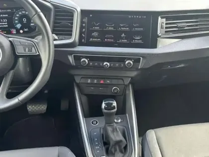 Photo 9 Audi A1 25 TFSI 95 ch S tronic 7 Design