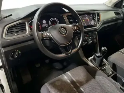 Photo 8 Volkswagen T-roc 1.0 TSI 115 Start/Stop BVM6 Lounge