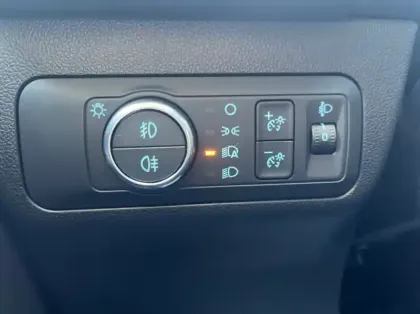 Photo 17 Ford Kuga 2.5 Duratec 180ch Hybrid FlexiFuel Titanium Business Powershift